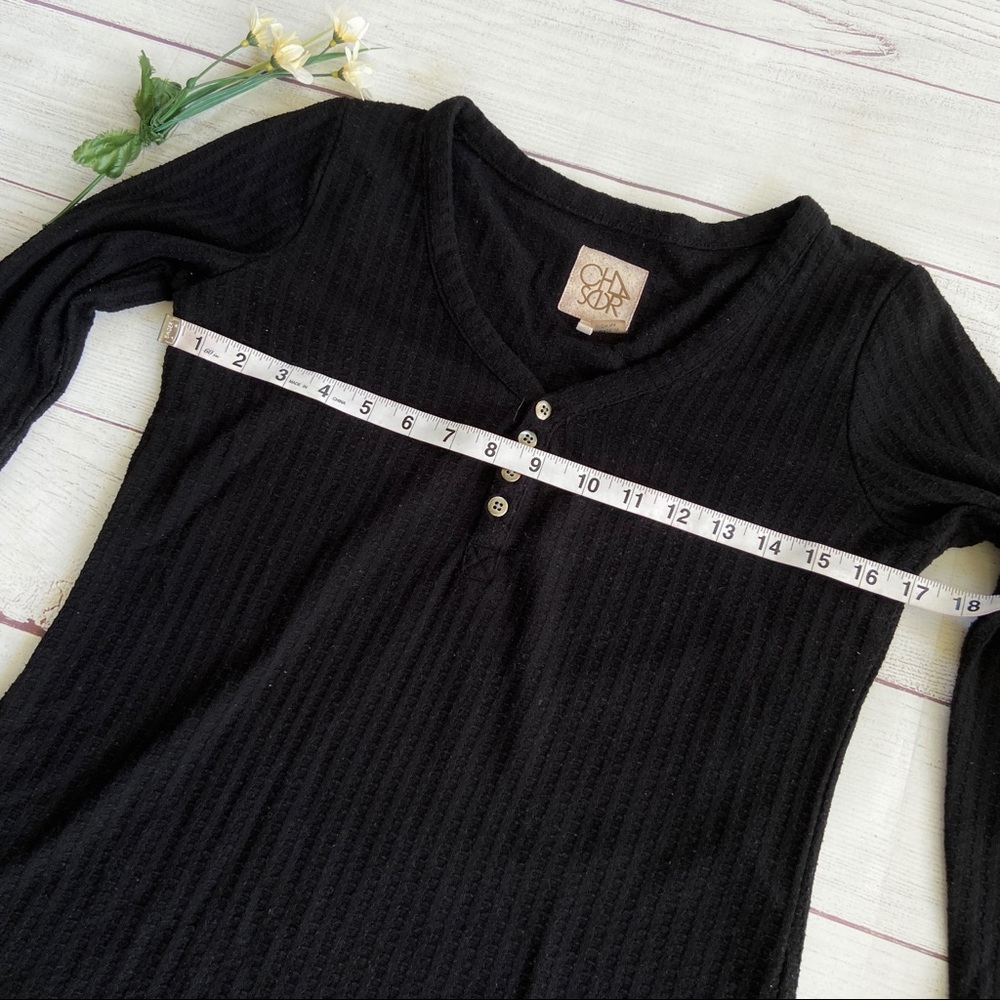 Chaser Button Front Long Sleeve Waffle Thermal Knit Tunic Sweater Top - Picture 11 of 14